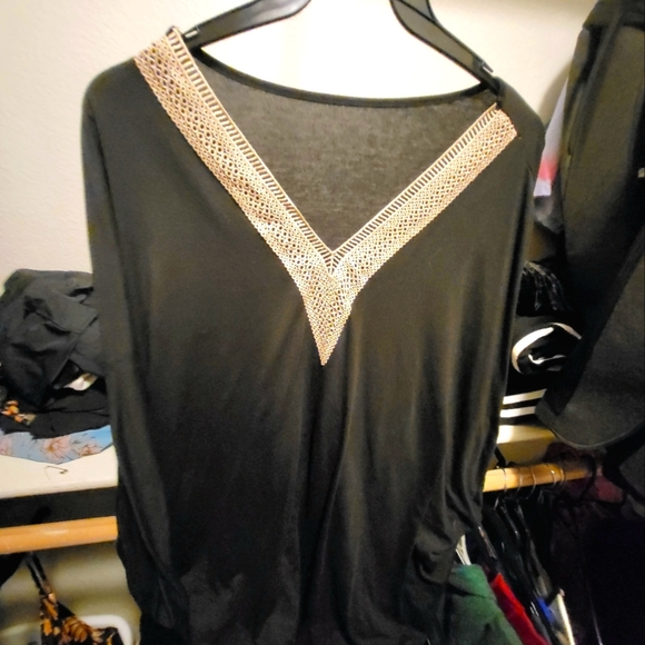 Long-Sleeve Comfy Tunic - Picture 3 of 6